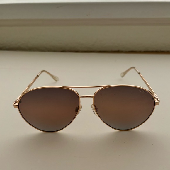 Quay “Just Sayin” gold tone